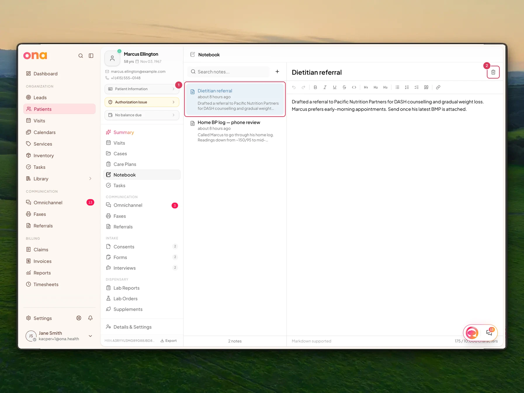 An existing notebook note is selected in the notes list, and the editor header shows the delete control used to delete the note.